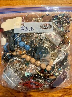 4 lb 3oz Wearable Mixed Jewelry Lot Vintage to Modern